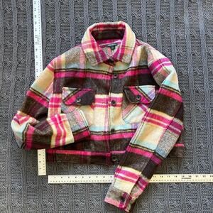 Wild Fable cropped plaid top
